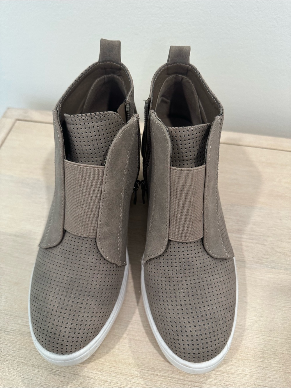 Perforated Taupe wedge Slip-On Sneakers